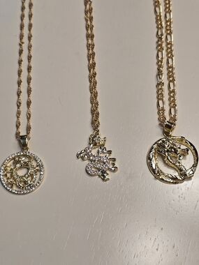 🐉 Dragon Pendant Gold Tone Necklaces Set Of 3